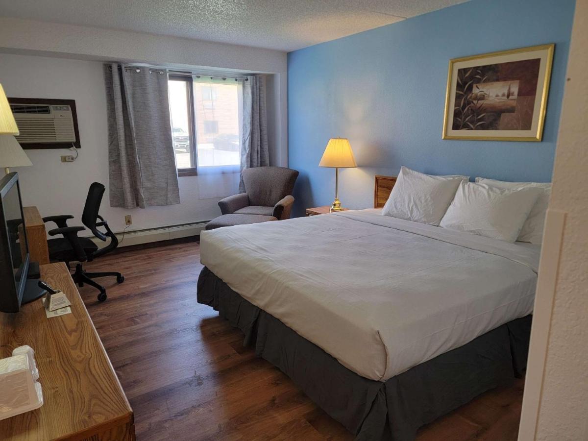 Surestay By Best Western Glendive Yellowstone River Exterior photo