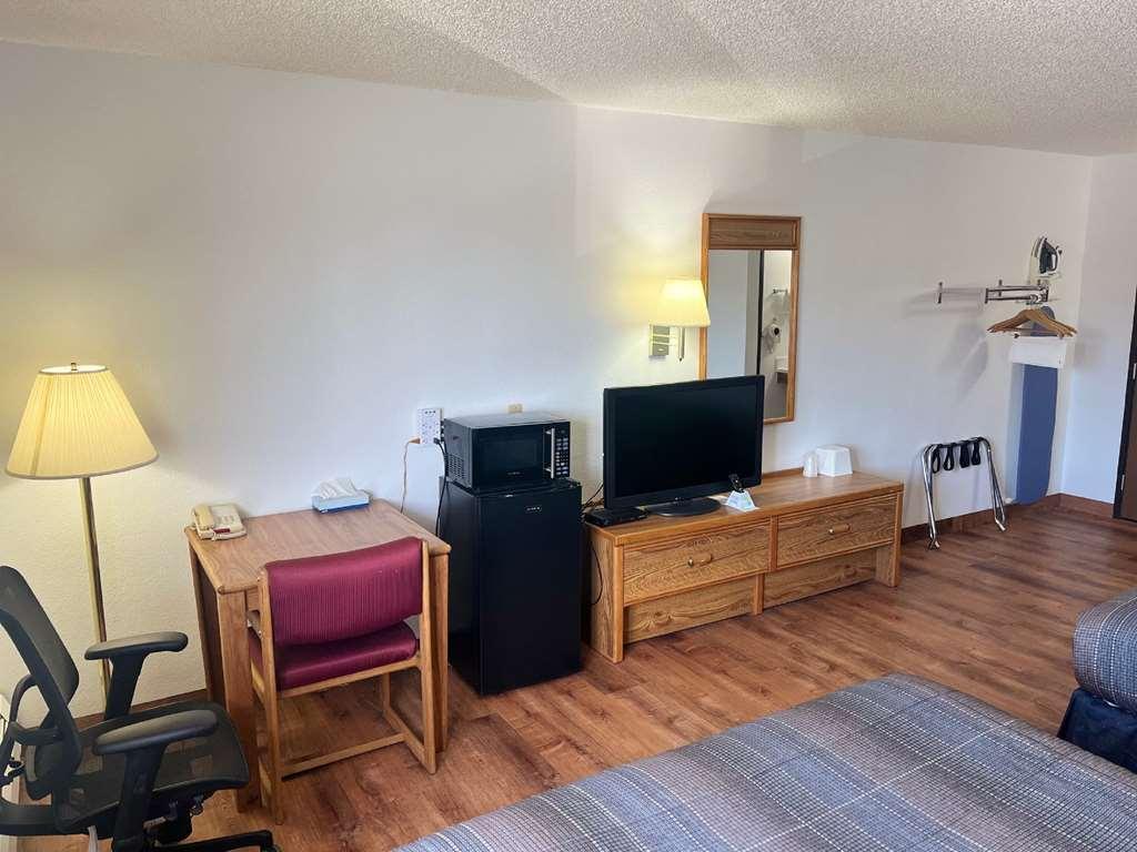 Surestay By Best Western Glendive Yellowstone River Exterior photo