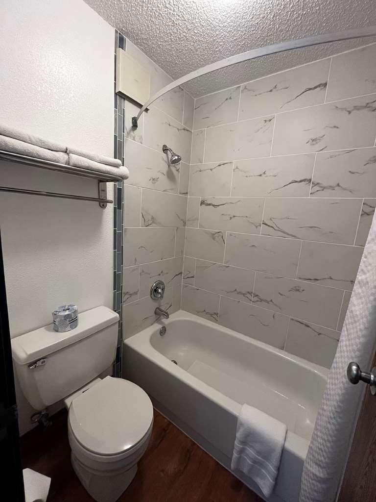 Surestay By Best Western Glendive Yellowstone River Exterior photo