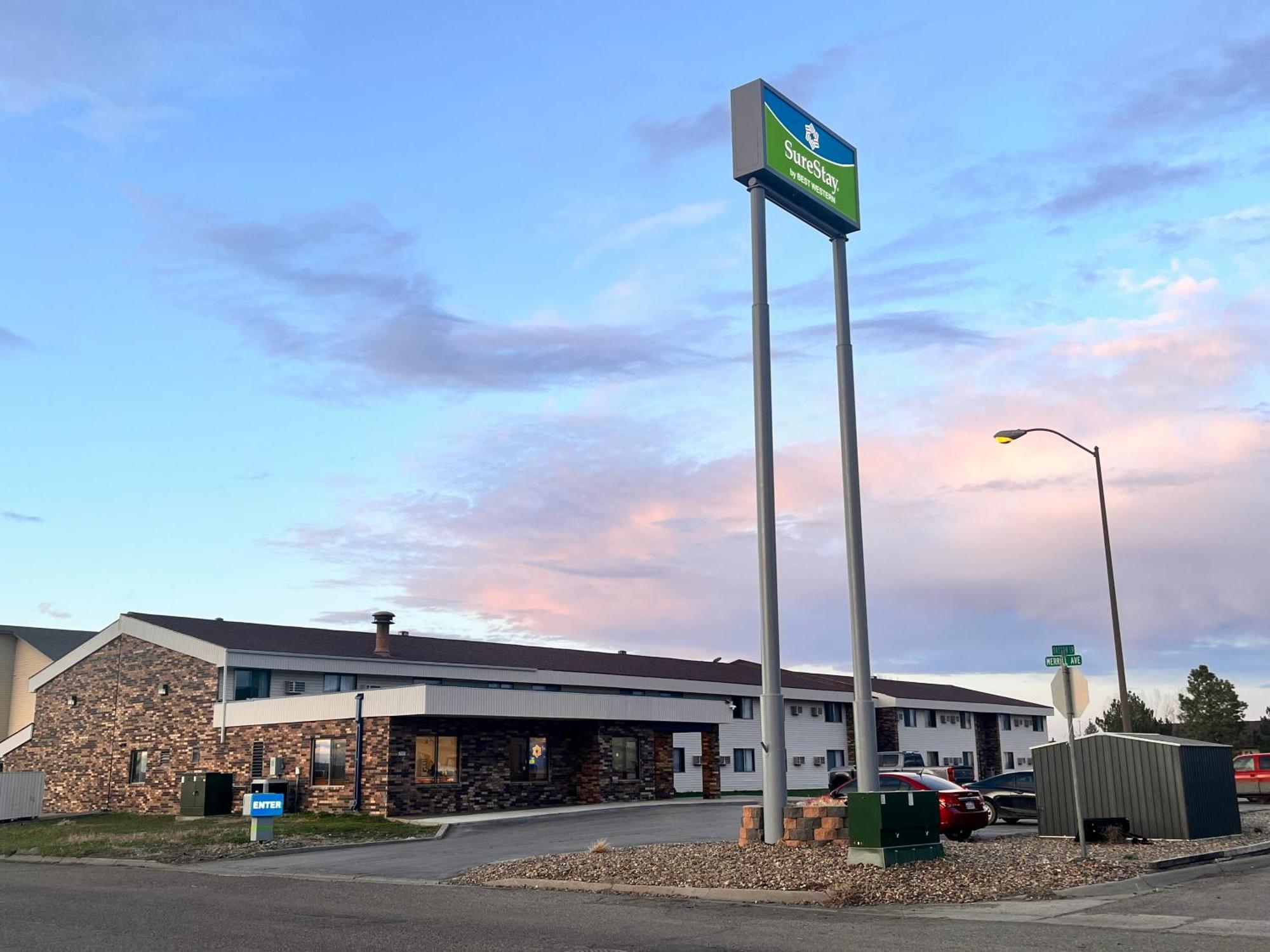 Surestay By Best Western Glendive Yellowstone River Exterior photo